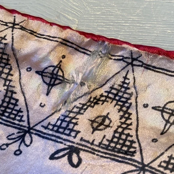 Vintage Silk Scarf Bundle Flawed - Picture 11 of 15